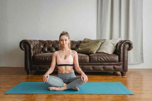 Aerobics from your living room: Working out at home