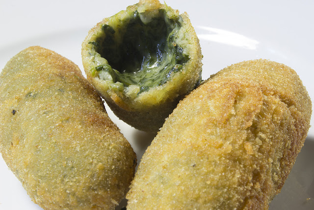 croquetas de espinacas y cabrales final