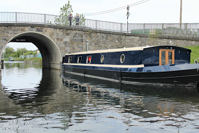 Barge in Sallins