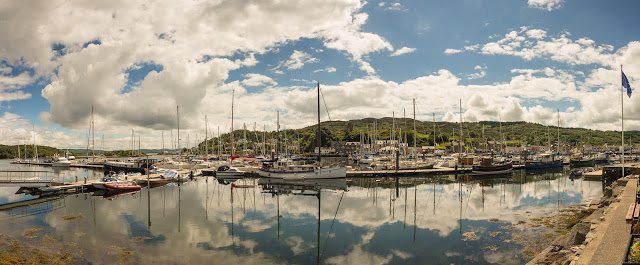 Photo of Tarbert in the sunshine