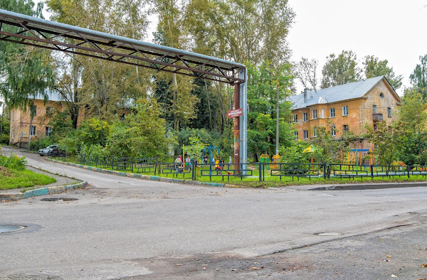 Детская площадка на Яблоневой