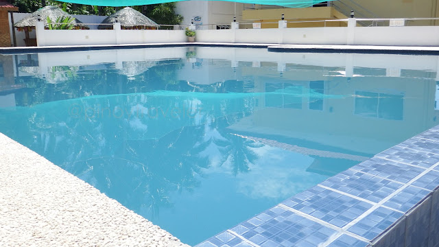 a view of the swimming pool at Juvie's Resort Hotel and Restaurant in San Roque, Catbalogan Samar