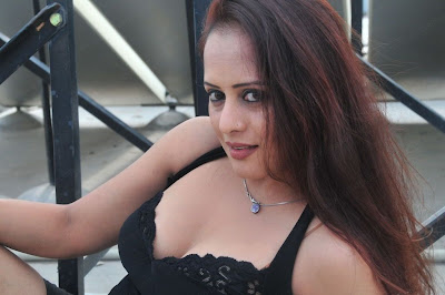 Hot Actress Tanisha Spicy Photos
