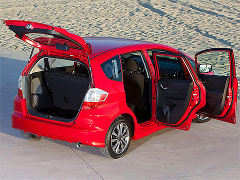 Motor Trend: 2012 HONDA Fit Sport