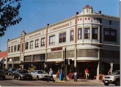 Associated Building in Astoria, Oregon on September 24, 2005