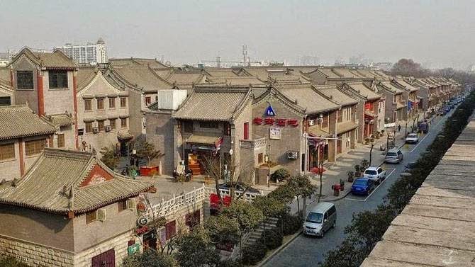 Walking along the ancient City wall in Xi'an, China