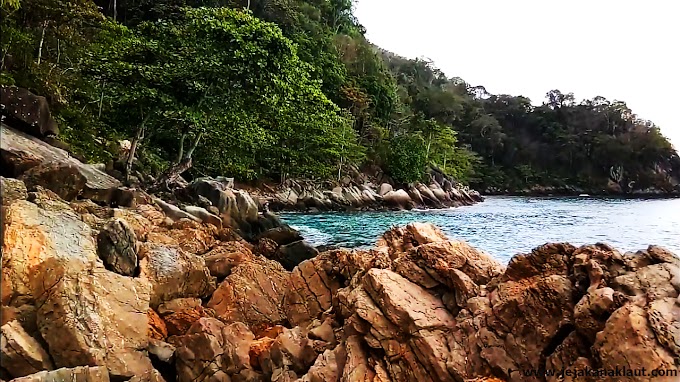 Pantai Lhok Mata Ie, Lokasi Yang Tepat Untuk Camping 