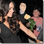 megan-fox-returns-to-her-hotel-in-london-5