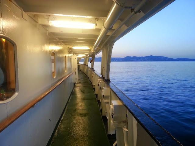 Hurtigruten MS Lofoten - Open Decks