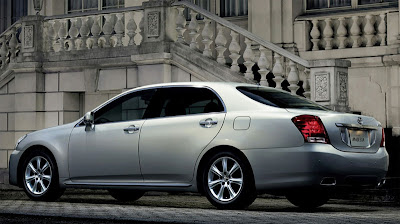 2009 Toyota Crown Majesta rear