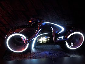 Tron Legacy ElecTRONica lightcyle