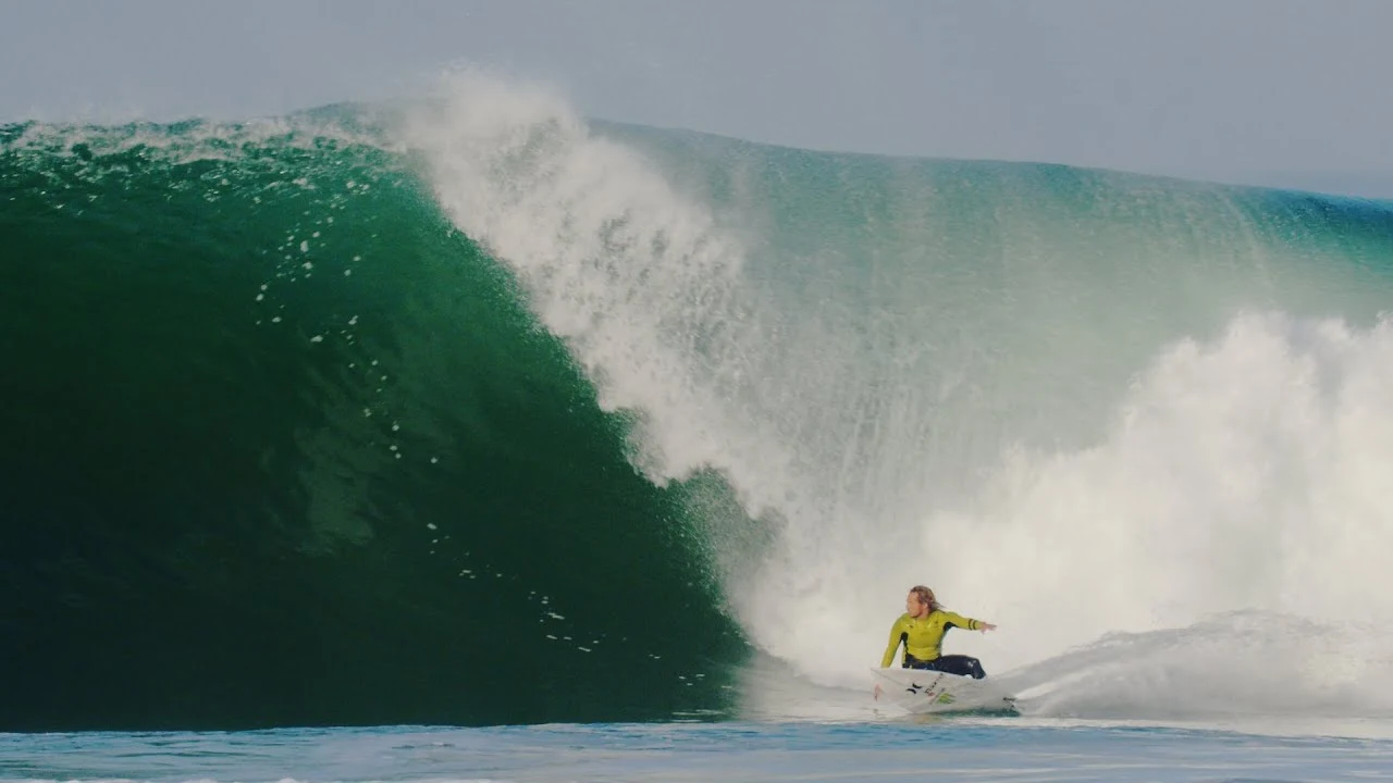 *RAW* Big Firing Supertubos with CT and Pro Surfers!