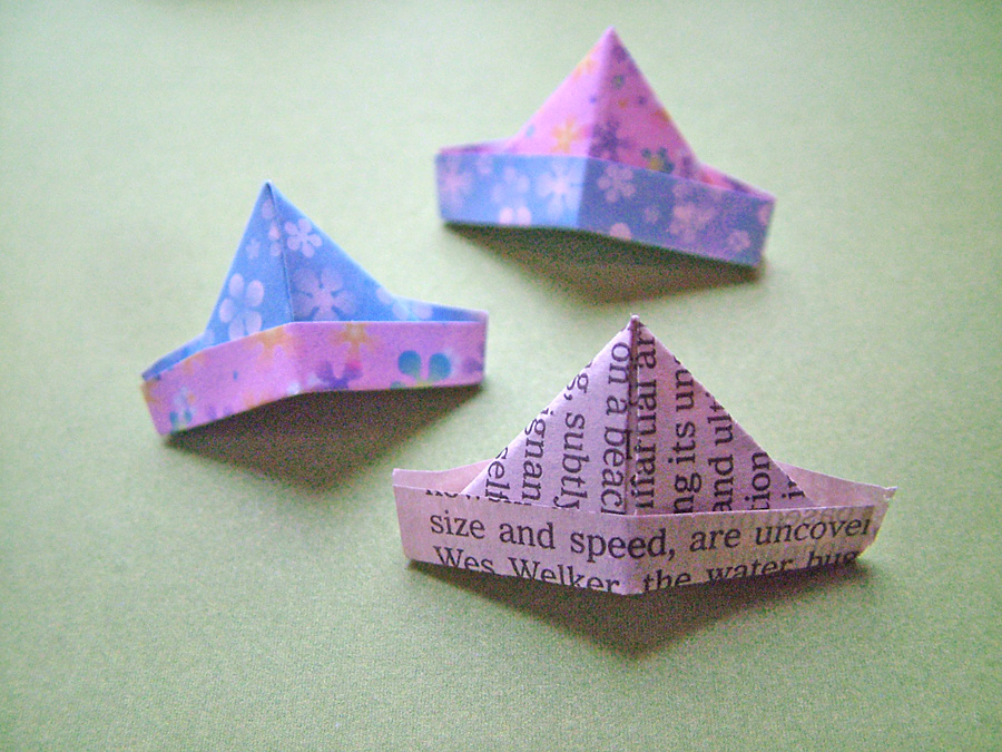 small world land Day 10 Paper hats, boats and boxes