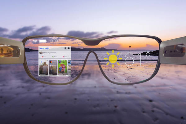 فيسبوك تكشف عن ميزة جديدة في نظاراتها الذكية المنتظرة هذا العام