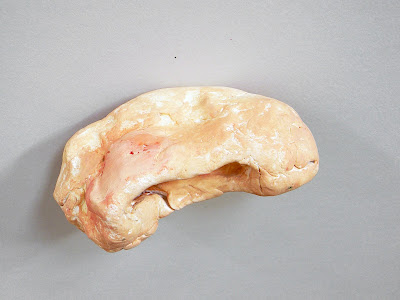 Tendentious nose, oil, raw clay