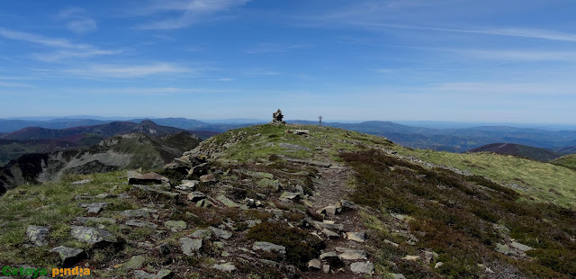 Ruta circular al Pico Mostellar y Lagos desde Burbia en León