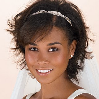 Elegant Beauty Short Wedding Hairstyle