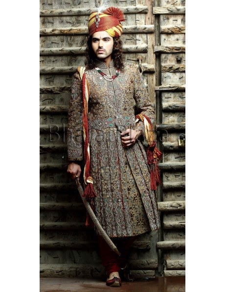 www.bharatplaza.com/b-fash/all-time-hits/men/jodha-akbar-art-work-sherwani-ssj8022.html