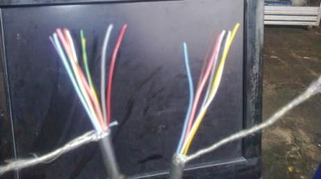 Nyambung Konektor Kabel LCD Monitor yang rusak www 