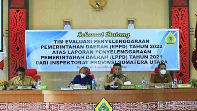 Bupati Samosir Membuka Rapat Evaluasi LPPD Oleh TIM EPPD Provinsi Sumatera Utara.