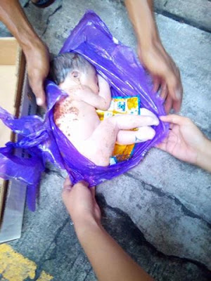 Ada Bayi yang Dibuang Orangtuanya di Tumpukan Sampah, Kejam Banget!