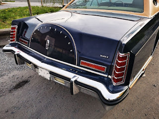 lincoln continental