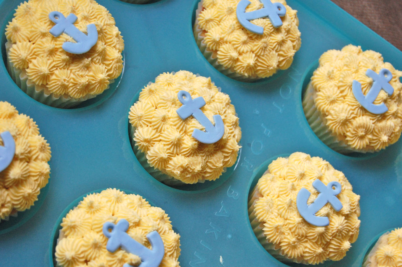 baby shower cupcakes that