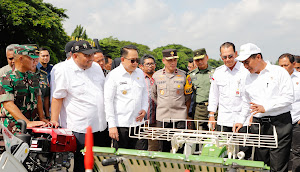 Terima Bantuan Alsintan serta Jutaan Benih, Pj. Gubernur Adhy Optimis Produksi Pertanian Jatim Meningkat dan Pertahankan Status Lumbung Pangan Nasional