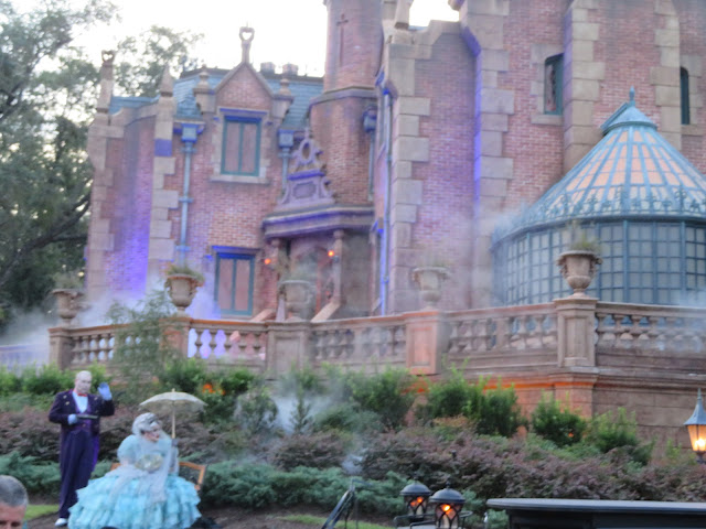 Haunted Mansion Ambient Lighting Mickey's Not So Scary Halloween Party Magic Kingdom