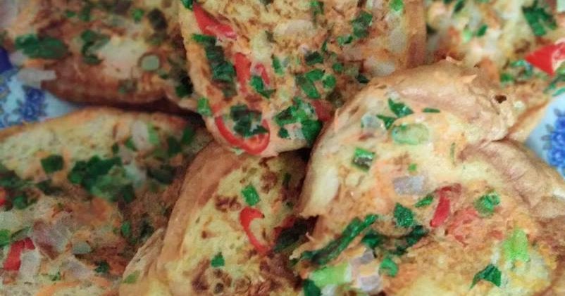 Roti Perancis Telur Bersayur Untuk Sarapan Dan Minum 