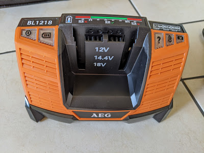 AEG Powertools Ladegerät 12 - 18V