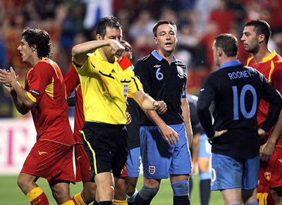 Rooney red card during England vs Montenegro