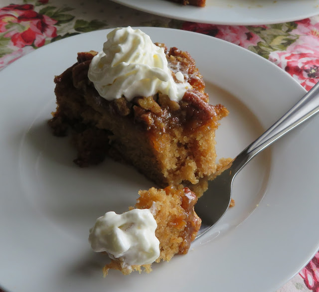 Farmhouse Buttermilk Cake