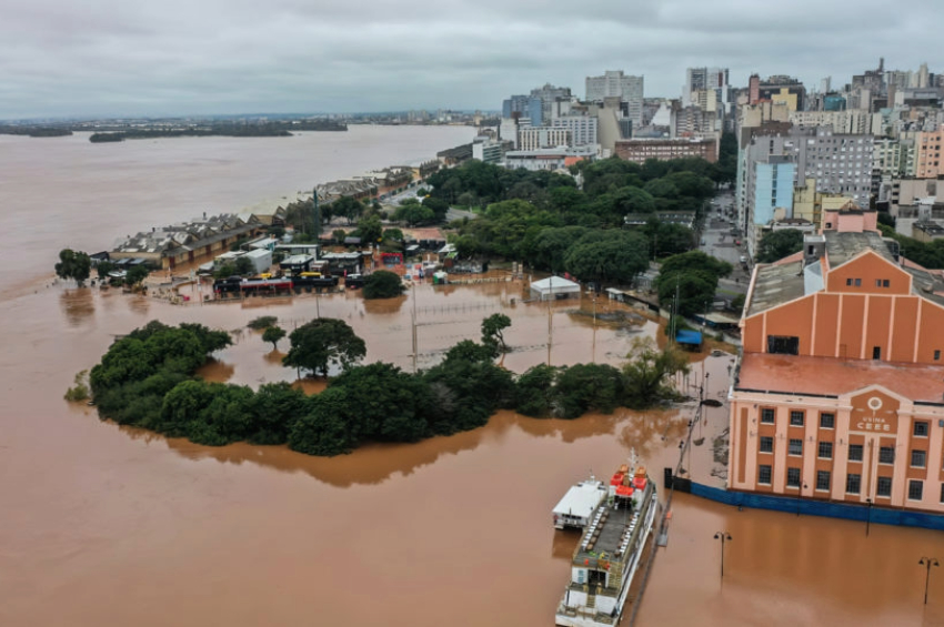 Nível do rio Guaíba subiu em razão do volume das chuvas, em Porto Alegre | Foto: Gilvan Rocha/Agência Brasil