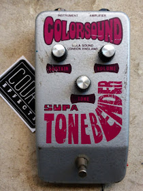 Colorsound supa tonebender fuzz