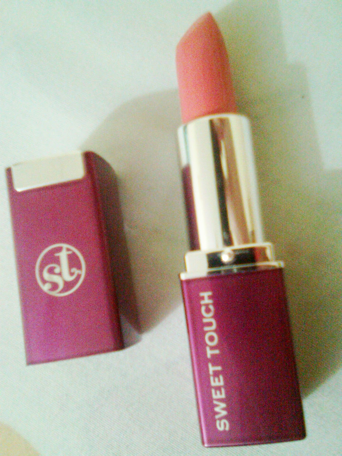 Afsana's Blog: Sweet Touch Lipstick Review