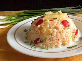 Pineapple Rice Recipe @ treatntrick.blogspot.com