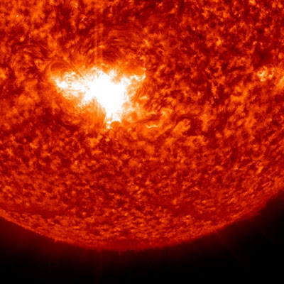 Solar_flare_2012_image_recent_natural_disasters