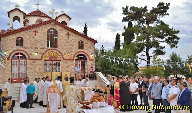 Πλήθος πιστών για προσκύνημα στην Αγία Μαρίνα Μαΐστρου