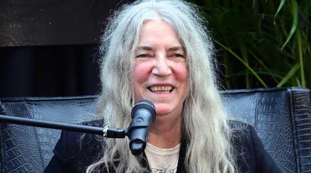 Patti Smith cancels show in Italy