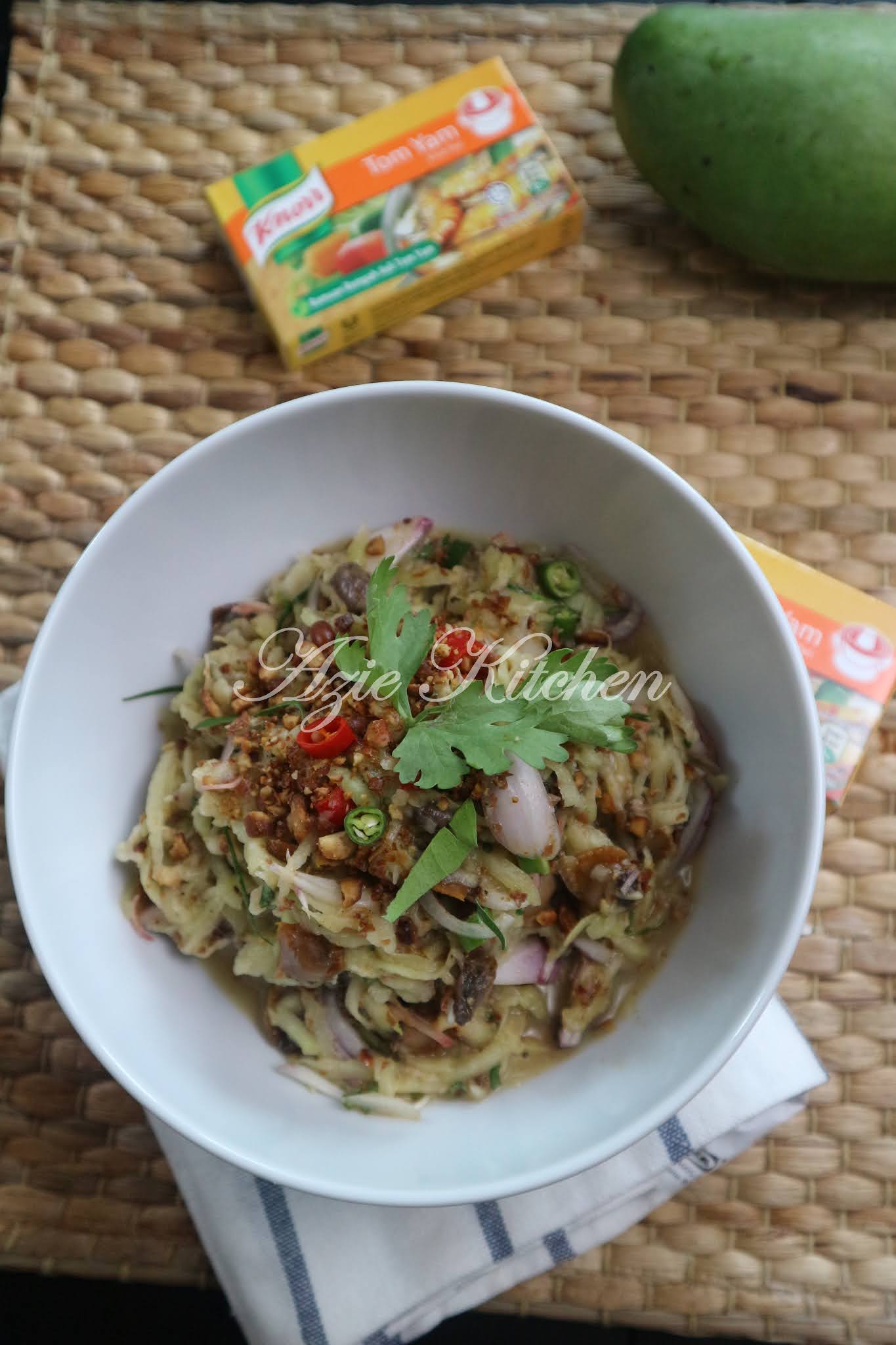 Kerabu Mangga Ala Thai Azie Kitchen