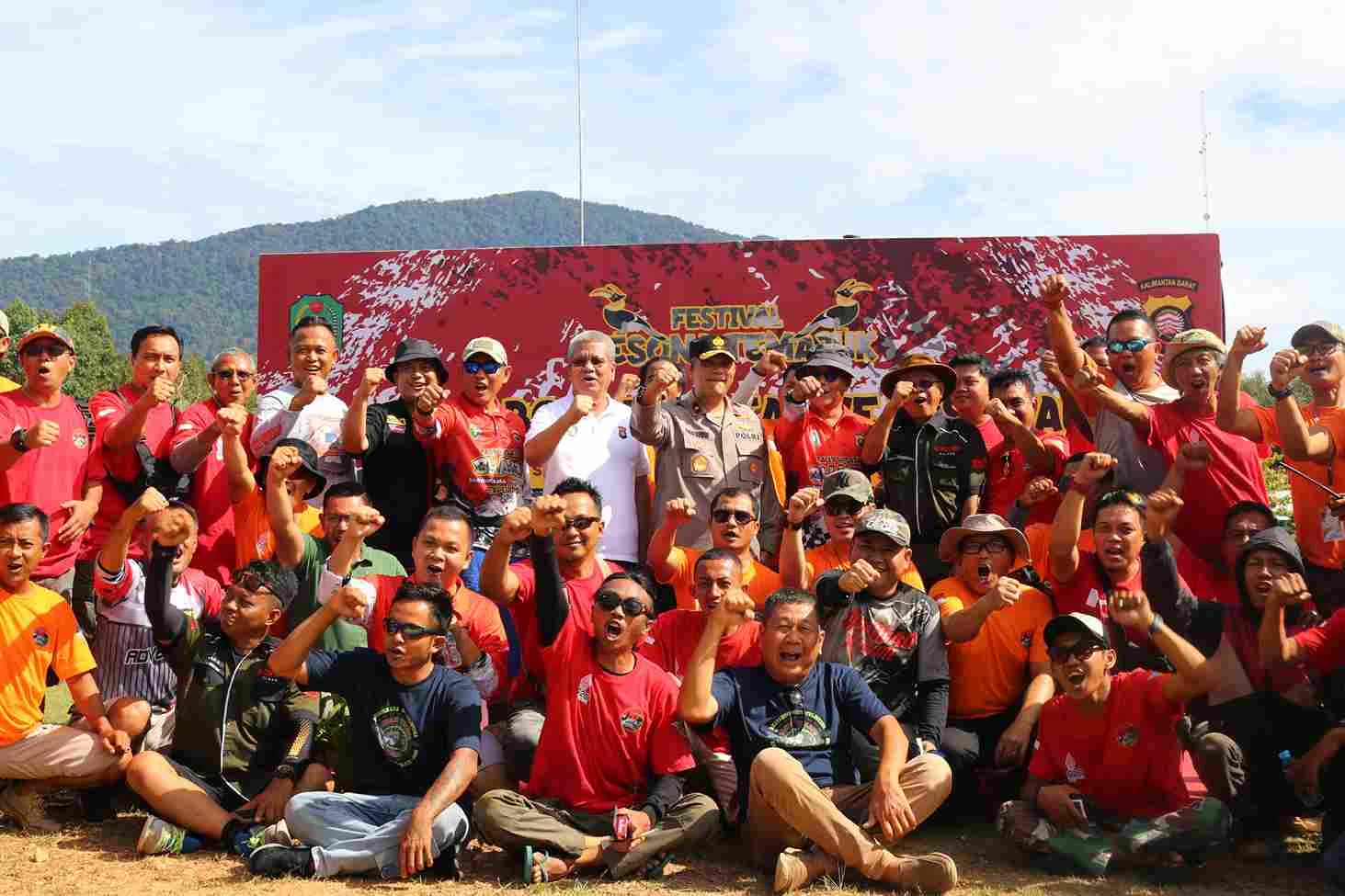 ARUK BORDER FESTIVAL DAYA TARIK WISATAWAN MANCANEGARA