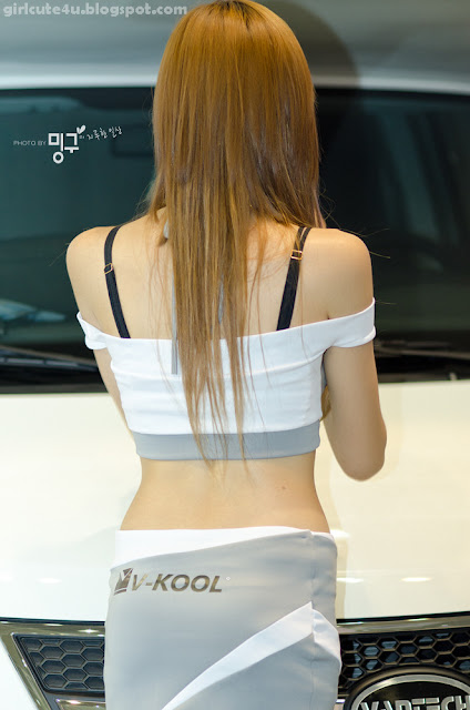 21 Choi Byeol Yee-Seoul Auto Salon 2011-very cute asian girl-girlcute4u.blogspot.com