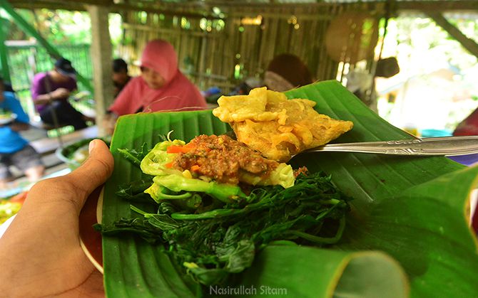 Pecel murah banget dan bikin perut kenyang