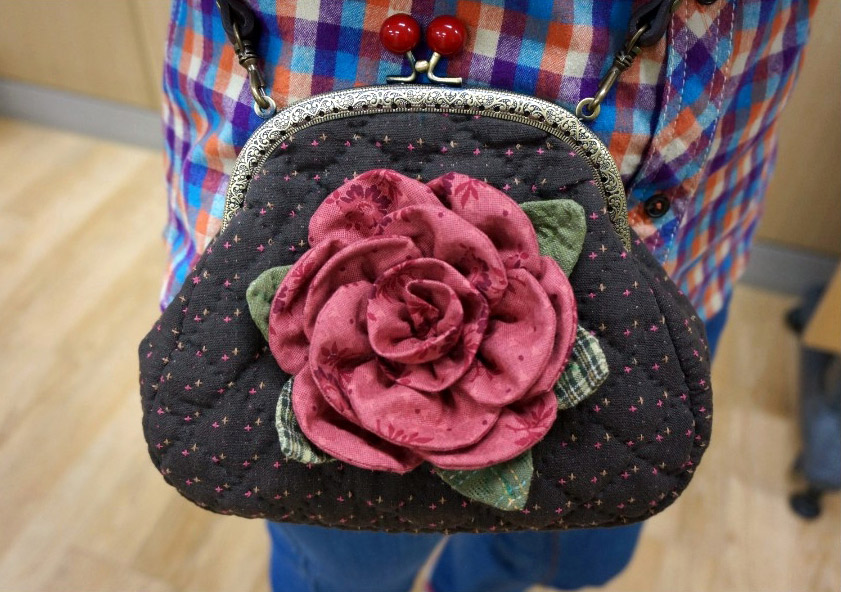 How to make tutorial rose flower shoulder Handbag purse women sewing quliting. Сумочка с розой. Мастер-класс по шитью