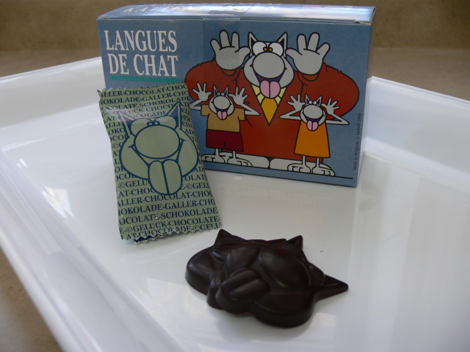 The Ultimate Chocolate Blog Langues De Chat Cat S Tongues Dark Chocolate That Meows