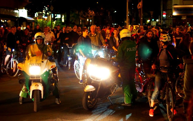 Critical Mass Berlin Bicycle Rights Fahrrad Fahrräder Rechte