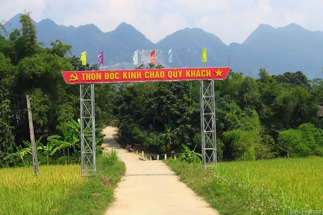 Hike From Ban Hieu village to Kho Muong in Pu Luong Nature Reserve