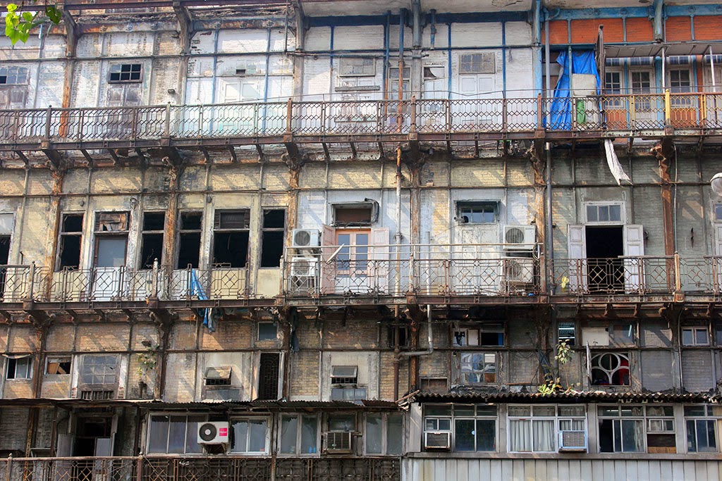 Run-down Mumbai building