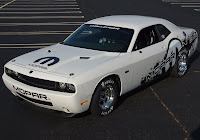 New  2011 Mopar Challenger Drag Pak for racing photos 